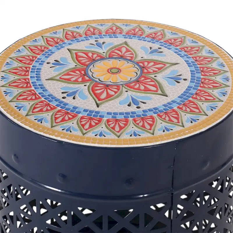 Table d'appoint en métal ajouré