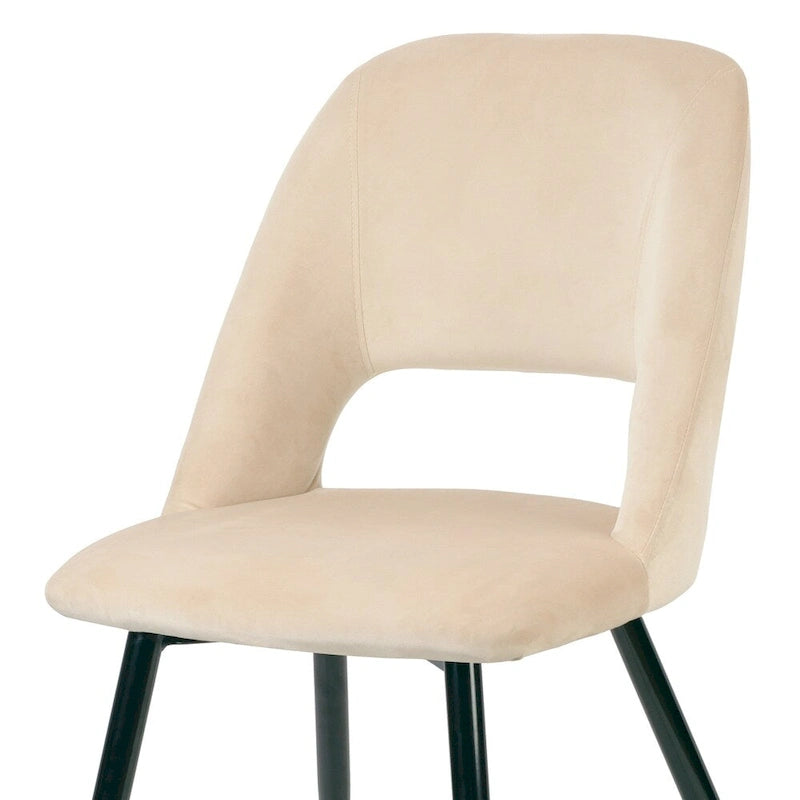 Chaise de salle à manger en velours beige avec pieds aux accents dorés