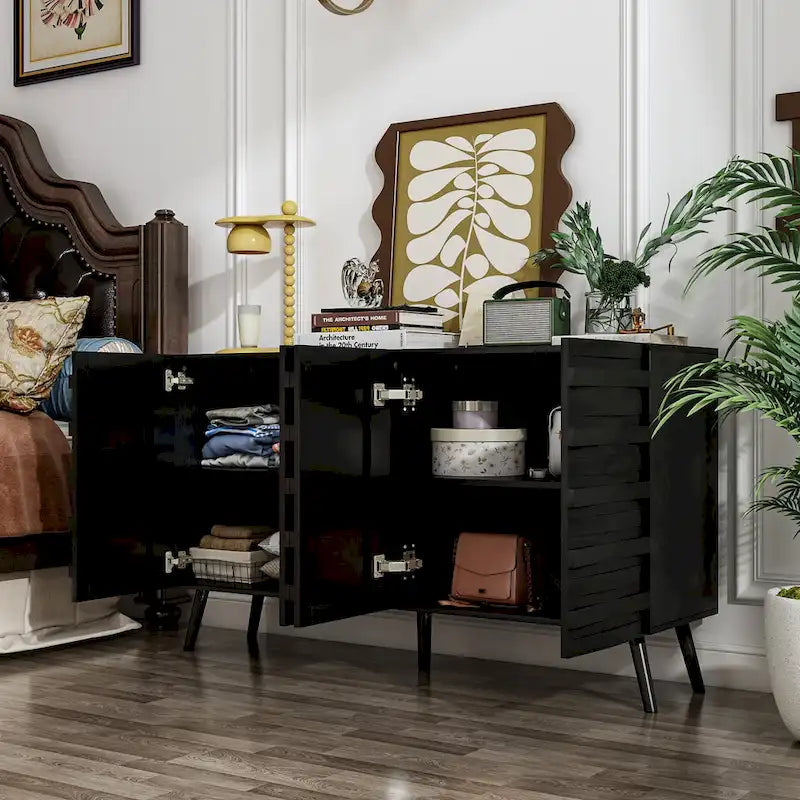 Buffet moderne noir avec grand espace de rangement en laque
