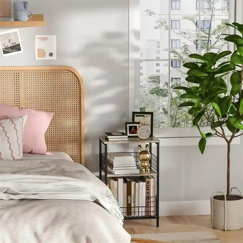 Table d'appoint industrielle rétro avec étagère de rangement - 30P x 40L x 63,5H cm